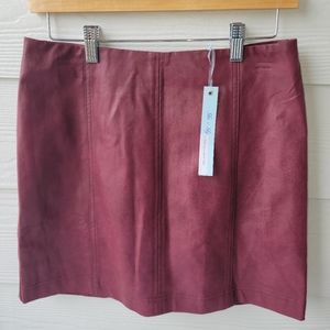 Faux leather Maroon skirt M